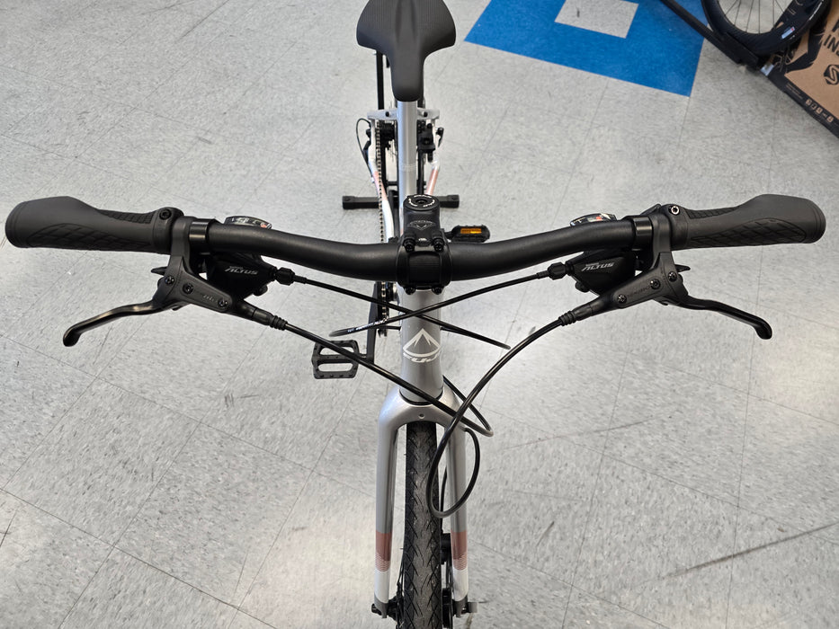 Fuji Absolute 1.7 ST Shimano Alivio - Silver