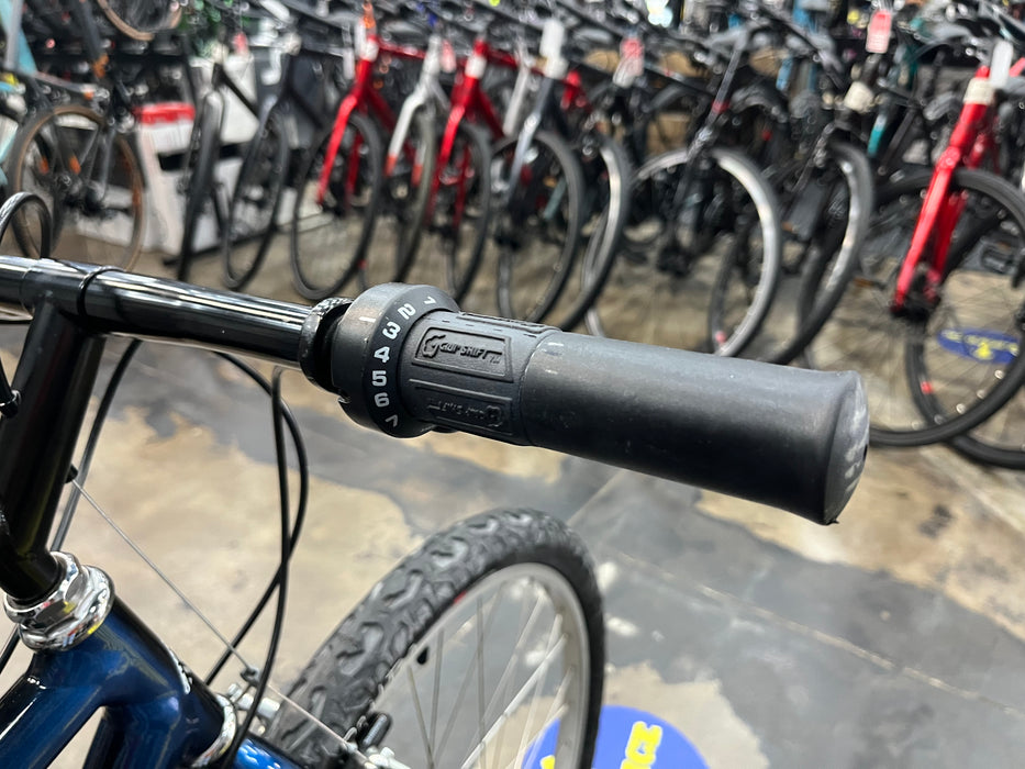 Cannondale M200 7 Speed Mountain Bike - Blue Fade USED