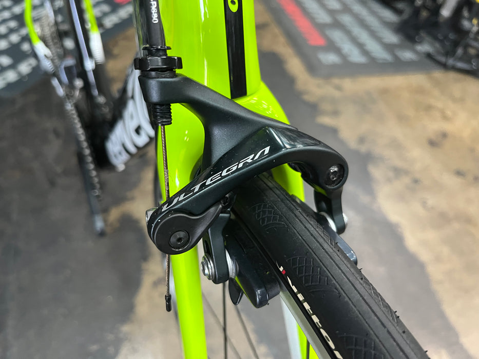 Cervelo P3 Shimano Ultegra Di2 11 Speed - Fluoro/White/Black DEMO