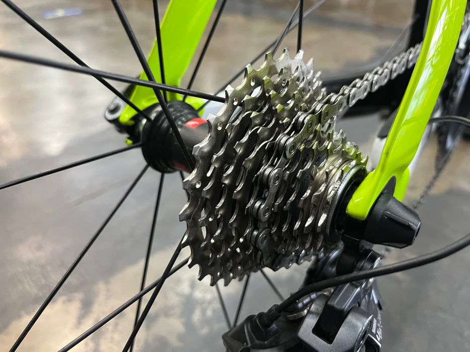 Cervelo P3 Shimano Ultegra Di2 11 Speed - Fluoro/White/Black DEMO