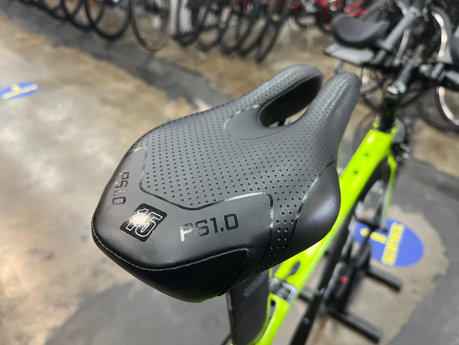 Cervelo P3 Shimano Ultegra Di2 11 Speed - Fluoro/White/Black DEMO