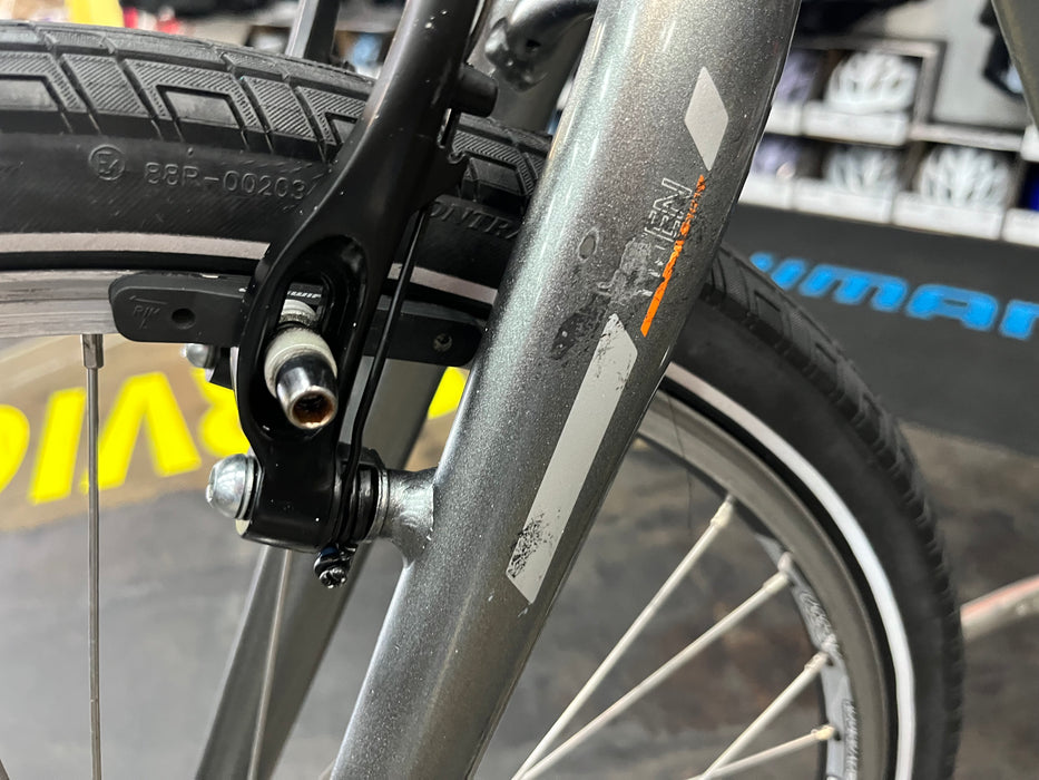 Trek Shift 1 Shimano Tourney 7 Speed - Silver USED