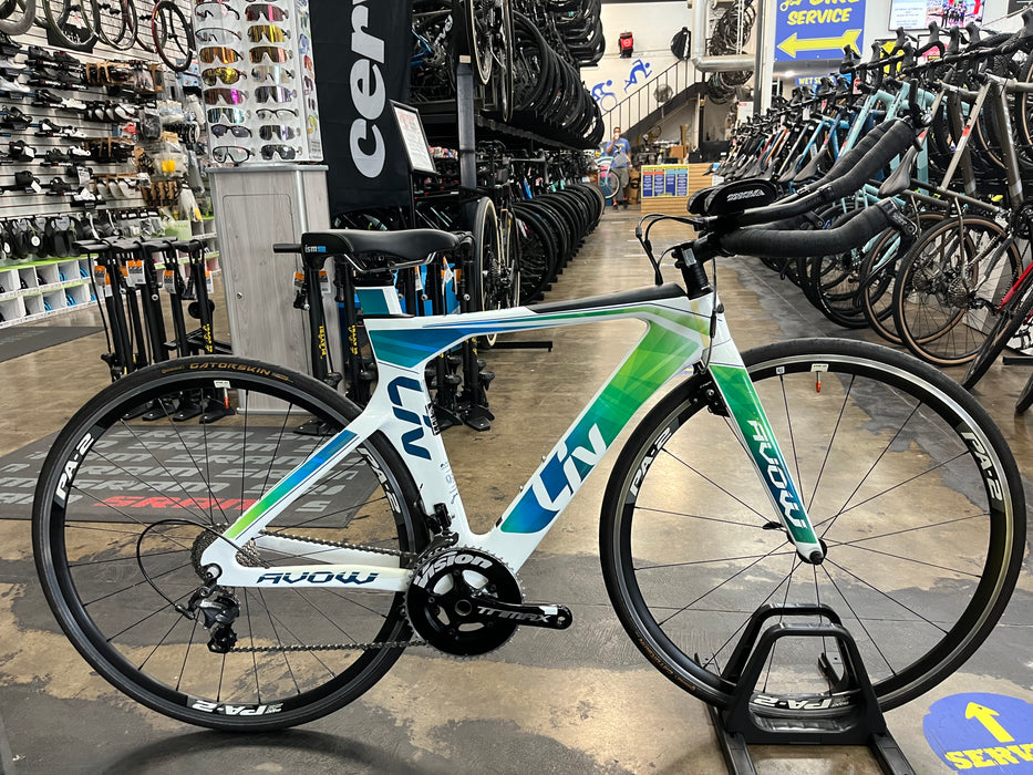 Liv Avow Advanced Shimano 105/Ultegra 11 Speed - White USED