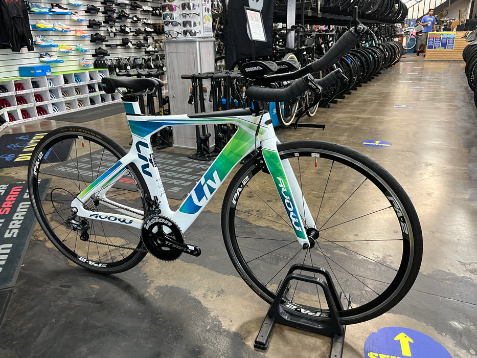 Liv Avow Advanced Shimano 105/Ultegra 11 Speed - White USED