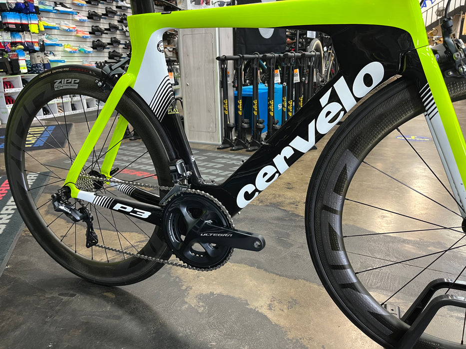 Cervelo P3 Shimano Ultegra Di2 w/ ZIPP 404 Firecrest Wheels - Fluoro/Black/Black 2019 DEMO
