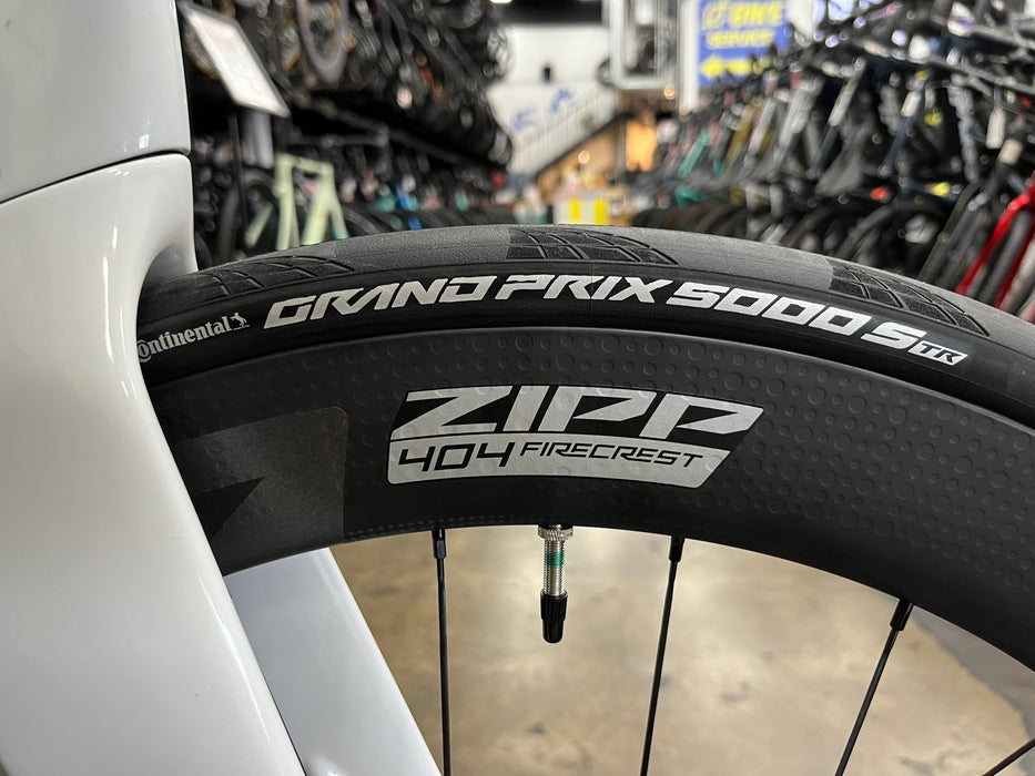 Felt IA FRD 2.0 SRAM Force D2 eTap AXS 1X Powermeter ZIPP 404/808 Firecrest Wheels - 2025