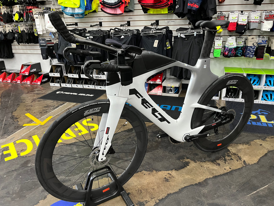 Felt IA FRD 2.0 SRAM Force D2 eTap AXS 1X Powermeter ZIPP 404/808 Firecrest Wheels - 2025