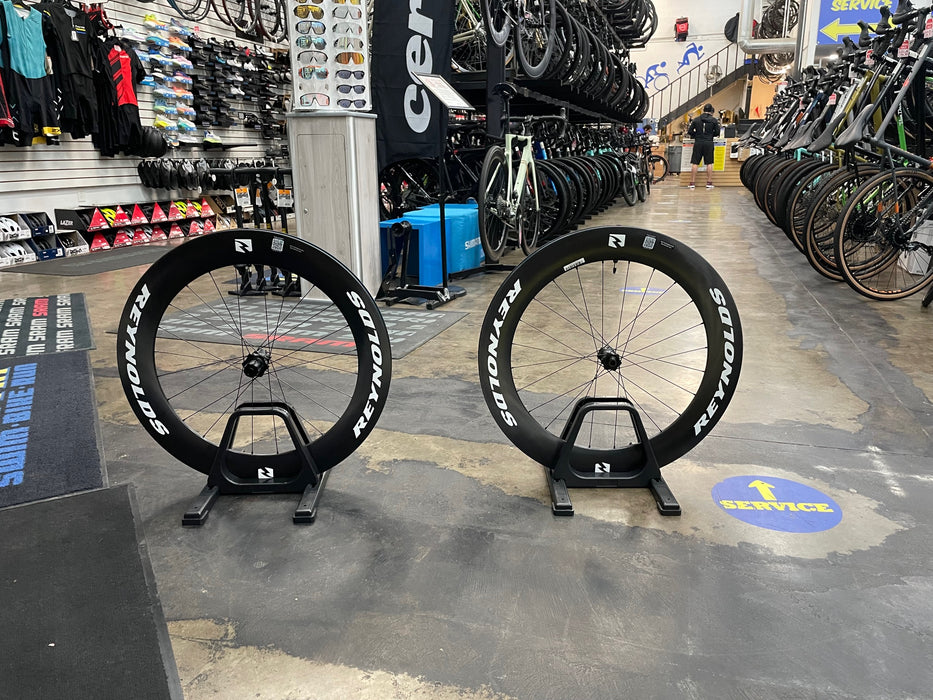 Reynolds AR80 Disc Carbon Clincher Tubeless Wheelset - White Vinyl Decal