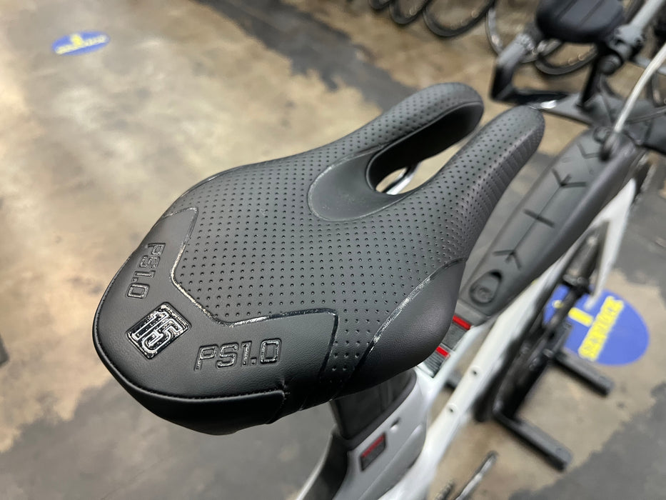 Felt IA FRD 2.0 SRAM Force D1 eTap AXS 1X Powermeter w/Reynolds Blacklabel Aero 60 Expert Wheels - 2024