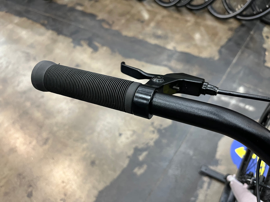 Batch The Lifestyle Shimano Tourney - Gloss Vapor Grey