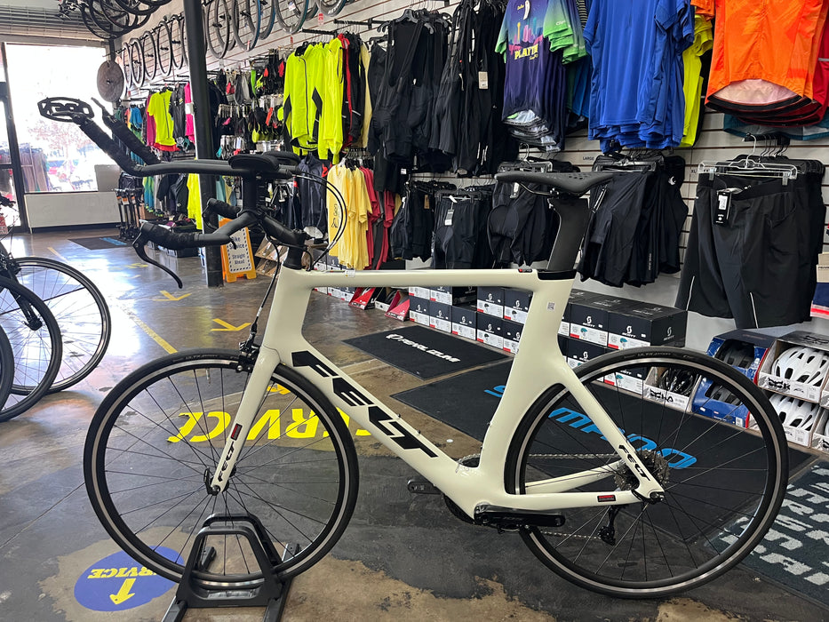 Felt B Performance Shimano 105 12-Speed - White Fog