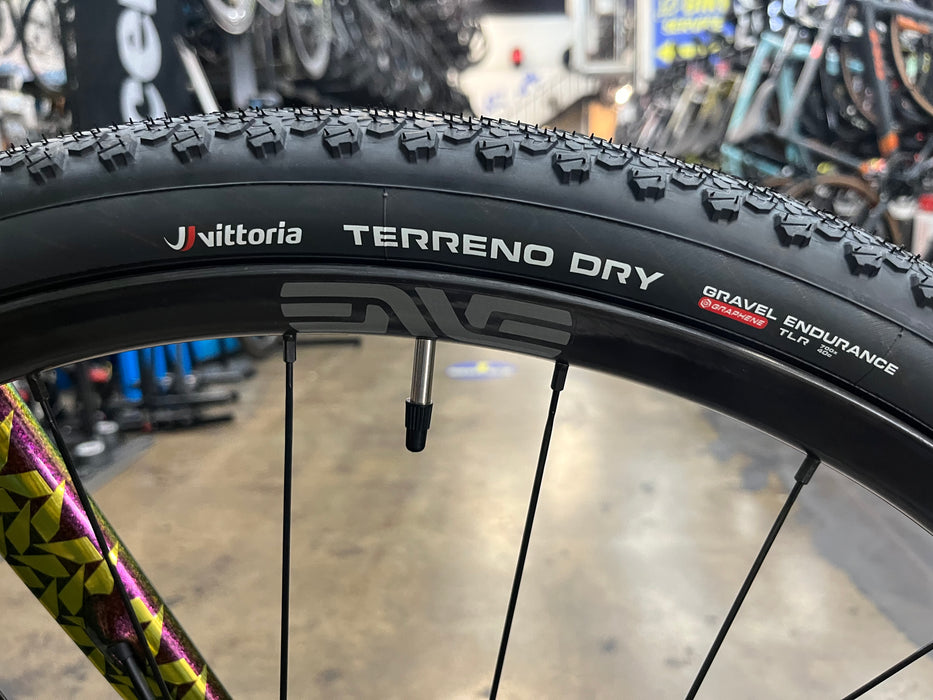 Cervelo Aspero 5 Shimano GRX Di2 12 Speed w/ENVE AG25 Wheels - Purple Sunset