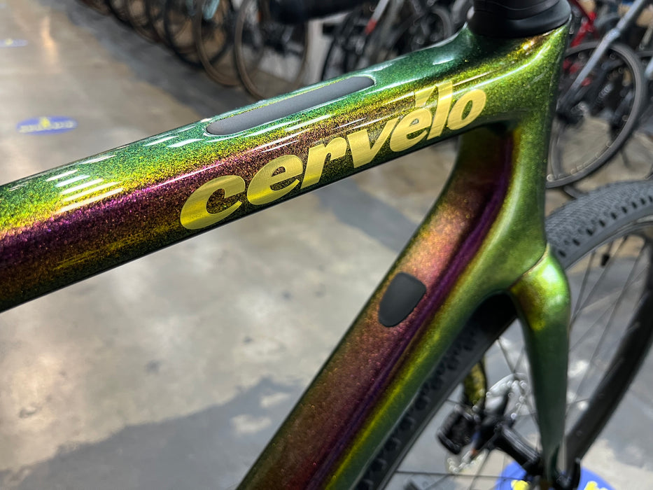 Cervelo Aspero 5 Shimano GRX Di2 12 Speed w/ENVE AG25 Wheels - Purple Sunset