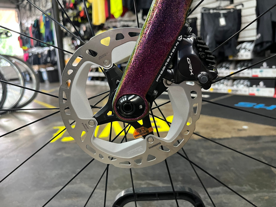 Cervelo Aspero 5 Shimano GRX Di2 12 Speed w/ENVE AG25 Wheels - Purple Sunset