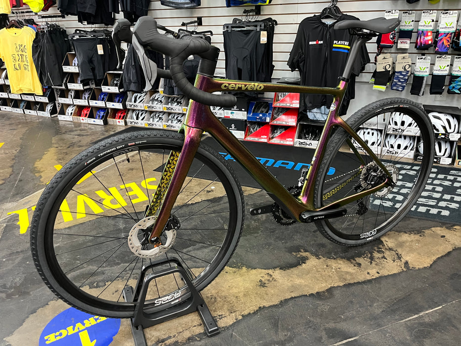 Cervelo Aspero 5 Shimano GRX Di2 12 Speed w/ENVE AG25 Wheels - Purple Sunset