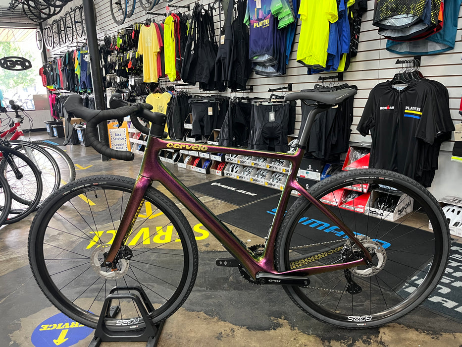 Cervelo Aspero 5 Shimano GRX Di2 12 Speed w/ENVE AG25 Wheels - Purple Sunset