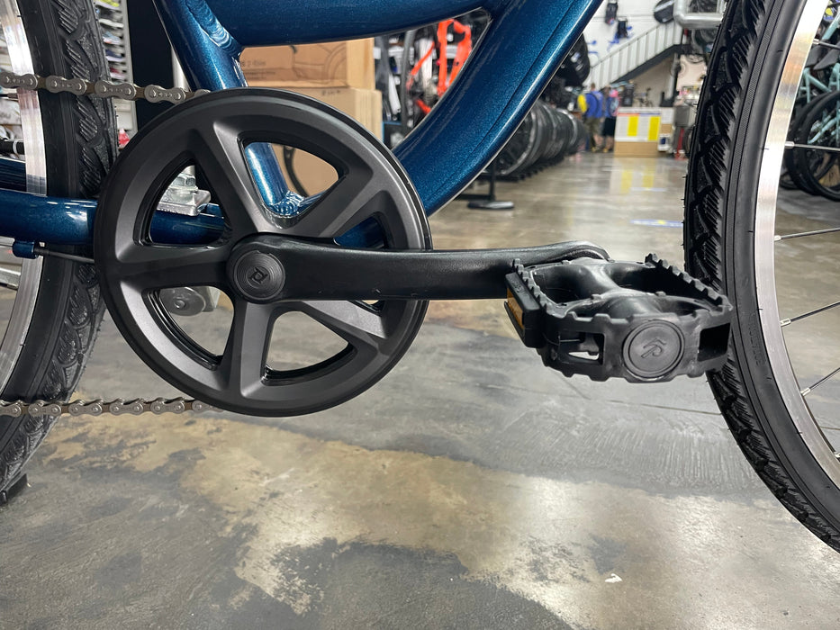 Batch The Step-Thru Comfort Bike Shimano Tourney