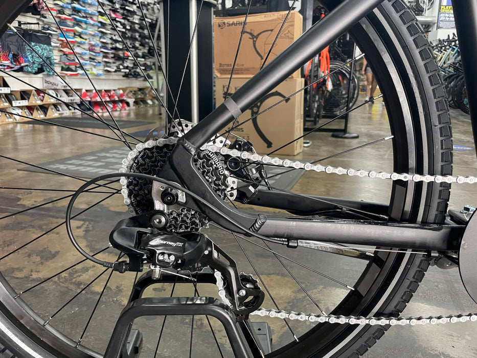 Batch The Urban Bike 27.5" Shimano Tourney