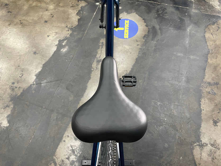 Batch The Step-Thru Comfort Bike Shimano Tourney