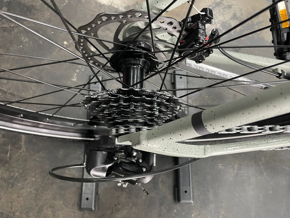 Batch The Urban Bike 27.5" Shimano Tourney