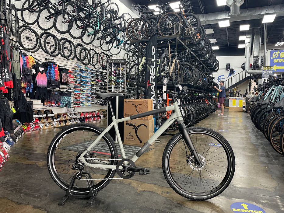 Batch The Urban Bike 27.5" Shimano Tourney