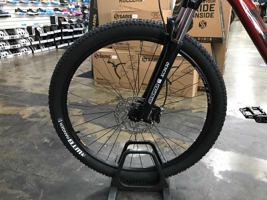 Fuji Nevada 29 1.5 Shimano Alivio - Brick Red