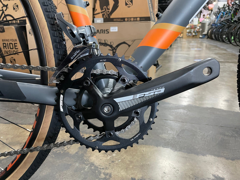 Fuji Jari 2.5 Disc Shimano Claris 8 Speed - Satin Iron