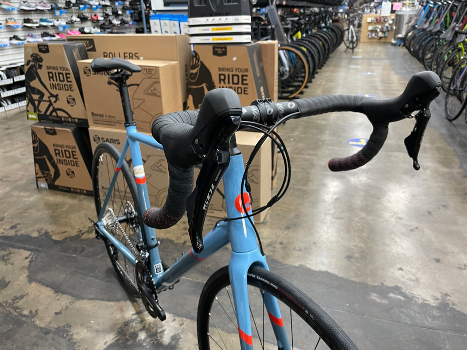 Fuji SL-A 1.3 Disc Shimano 105 11 Speed - Cool Gray/Red Orange