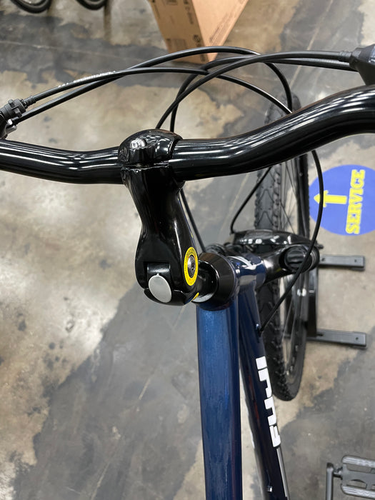 Fuji Crosstown 1.5 Shimano Tourney - Navy Blue