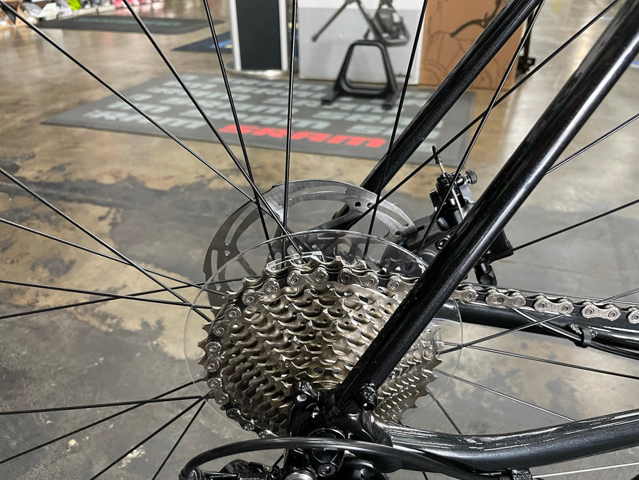 Fuji Sportif 1.1 Disc Shimano 105 11-Speed - Pearl Black