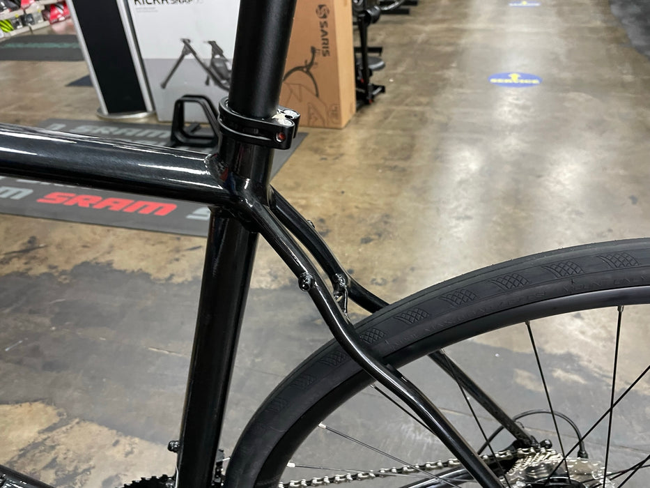 Fuji Sportif 1.1 Disc Shimano 105 11-Speed - Pearl Black