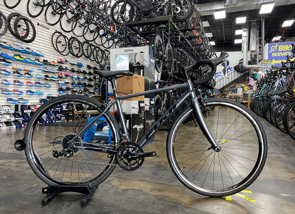 Fuji Sportif 2.3 Shimano Claris 8 Speed - Storm Grey