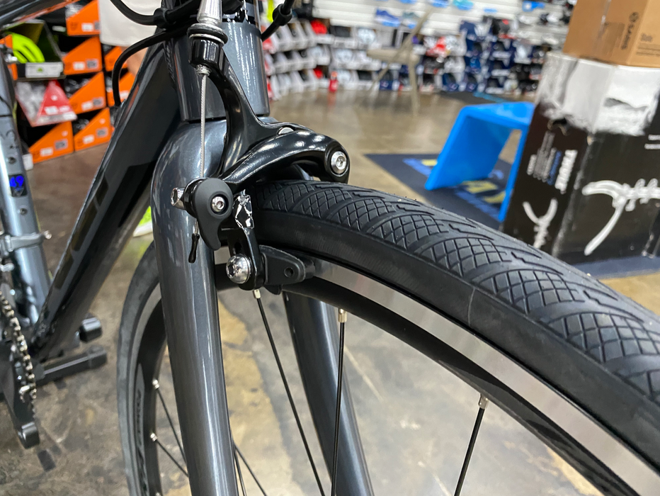 Fuji Sportif 2.3 Shimano Claris 8 Speed - Storm Grey