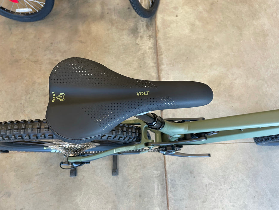 Fuji Auric 27.5 LT 1.5 Shimano Deore 11 Speed - Satin Olive Green