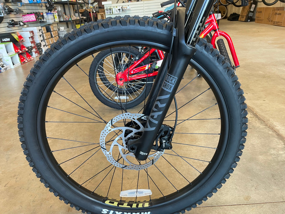 Fuji Auric 27.5 LT 1.5 Shimano Deore 11 Speed - Satin Olive Green