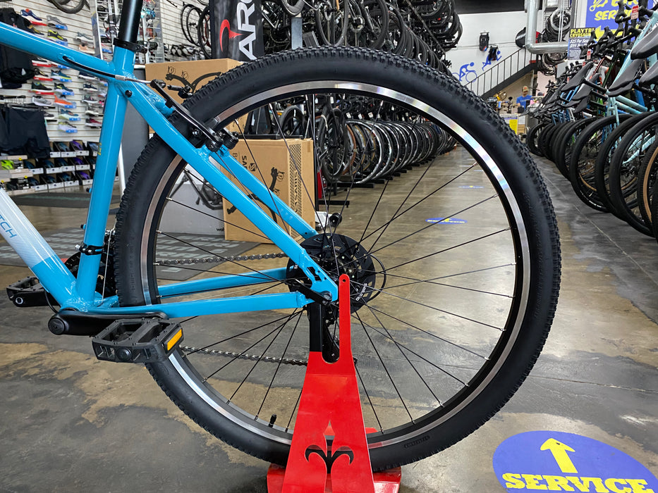 Batch The Mountain Bicycle Shimano Tourney - Gloss Blue