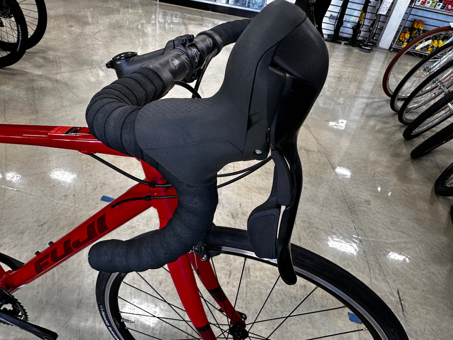 Fuji Sportif 2.3 Micro-Shift R8 8 Speed - Red