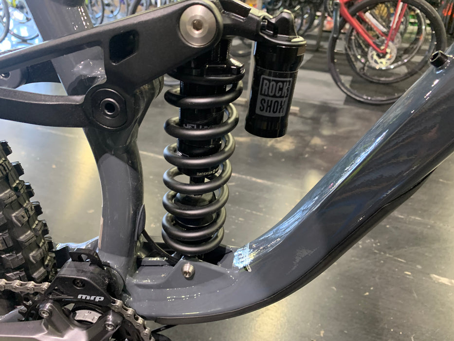 Fuji Rakan 29 LT 1.5 Shimano Deore 11 Speed - Iron Gray/Sand