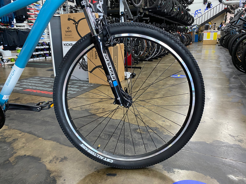 Batch The Mountain Bicycle Shimano Tourney - Gloss Blue