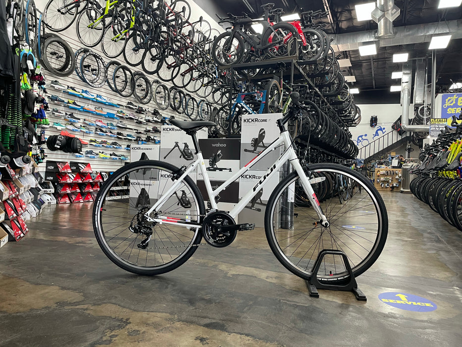 Fuji Absolute 2.1 ST Shimano Tourney - Pearl White