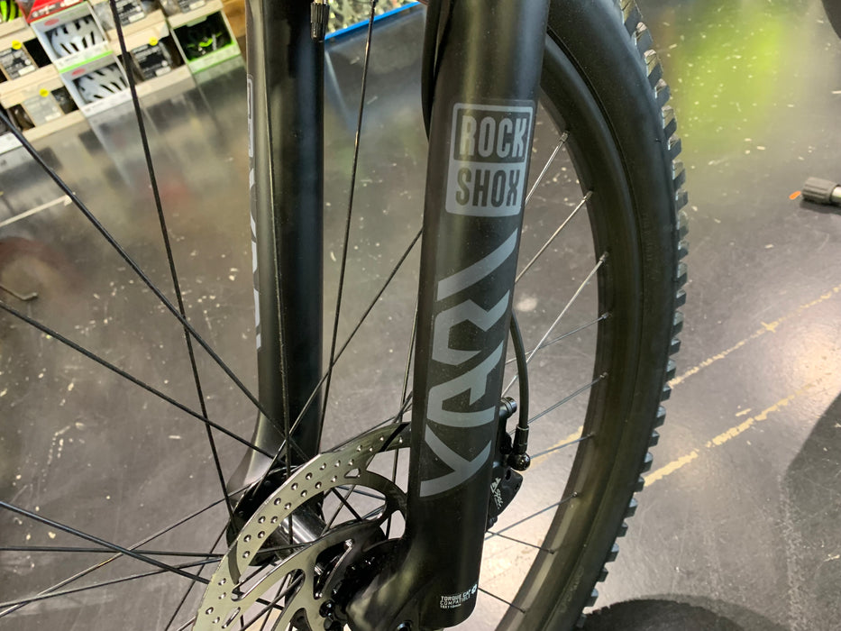 Fuji Rakan 29 LT 1.5 Shimano Deore 11 Speed - Iron Gray/Sand