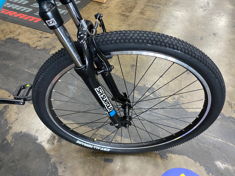 Batch The Mountain Bicycle Shimano Tourney - Gloss Blue