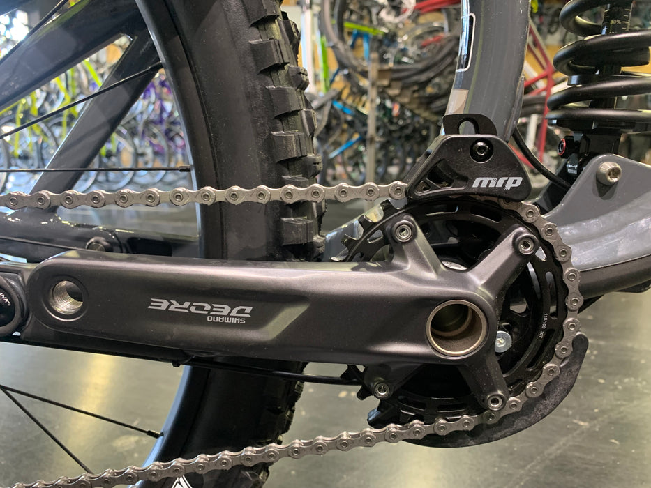 Fuji Rakan 29 LT 1.5 Shimano Deore 11 Speed - Iron Gray/Sand