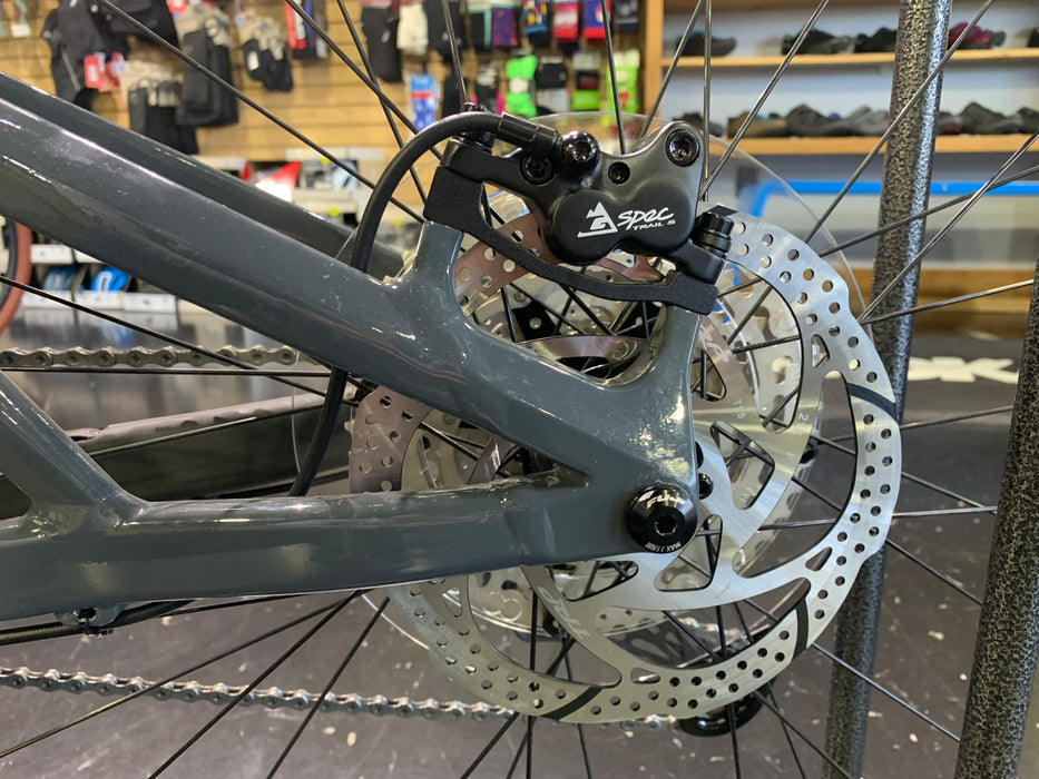 Fuji Rakan 29 LT 1.5 Shimano Deore 11 Speed - Iron Gray/Sand