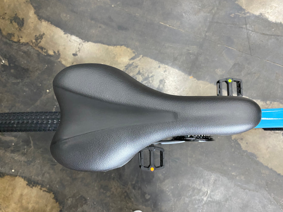 Batch The Mountain Bicycle Shimano Tourney - Gloss Blue