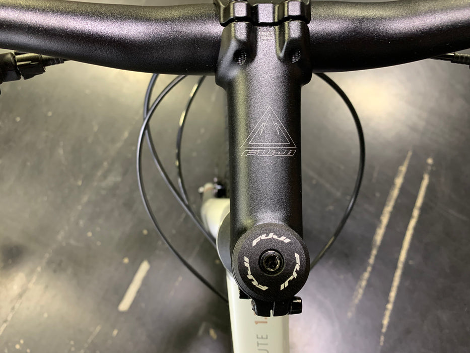 Fuji Absolute 1.7 ST Microshift - Silver