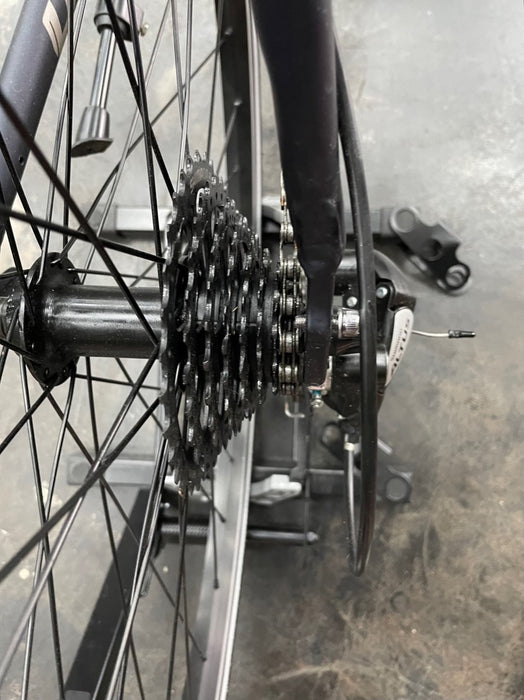 Univega Hybrid Bike Shimano Altus - Dark Matte Blue USED