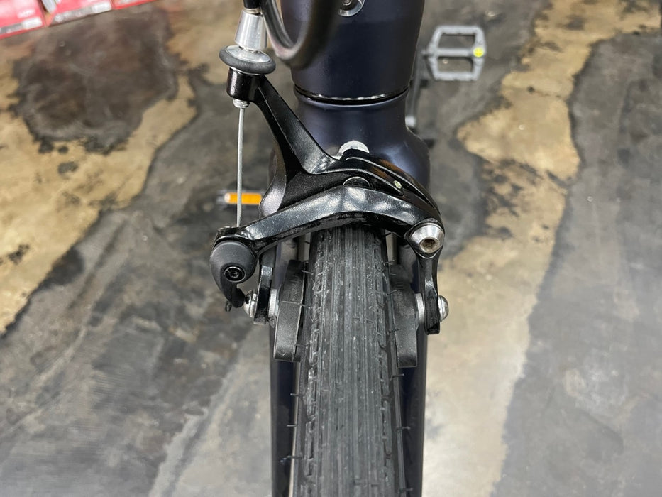 Univega Hybrid Bike Shimano Altus - Dark Matte Blue USED