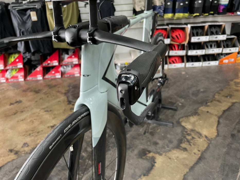 Felt IA Advanced Ultegra Di2 - Surfmist