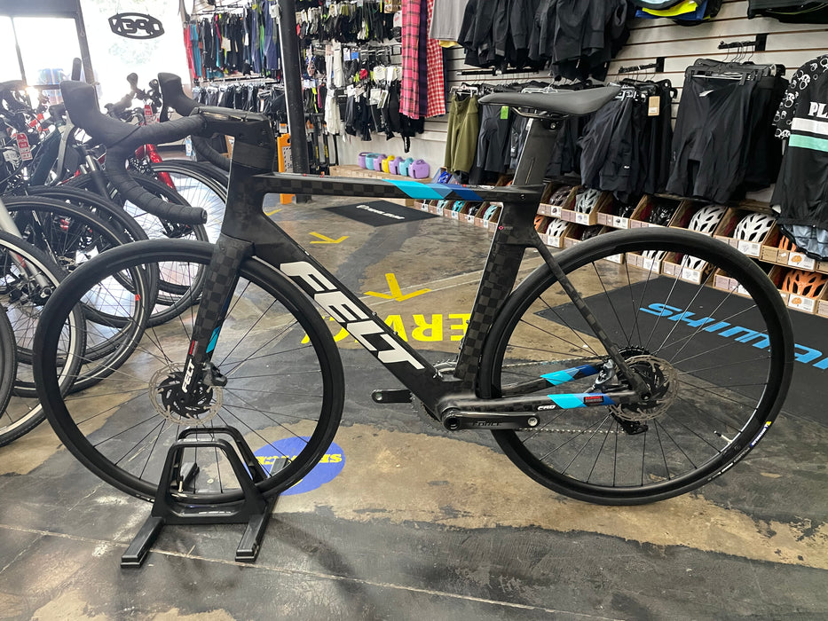 Felt AR FRD Ultimate SRAM Force eTap AXS 12 speed W/Syncros RP 2.0 Wheels